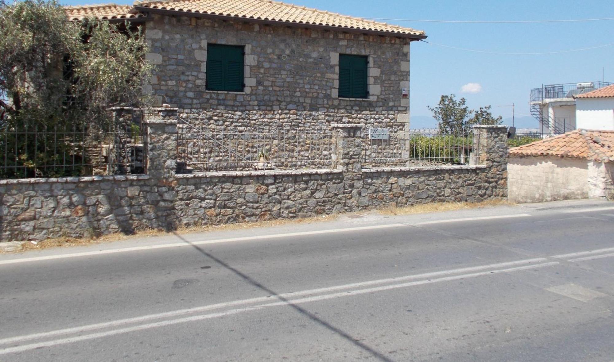 Stone Haven - Seafront Waves' Embrace * Verga Kalamata
